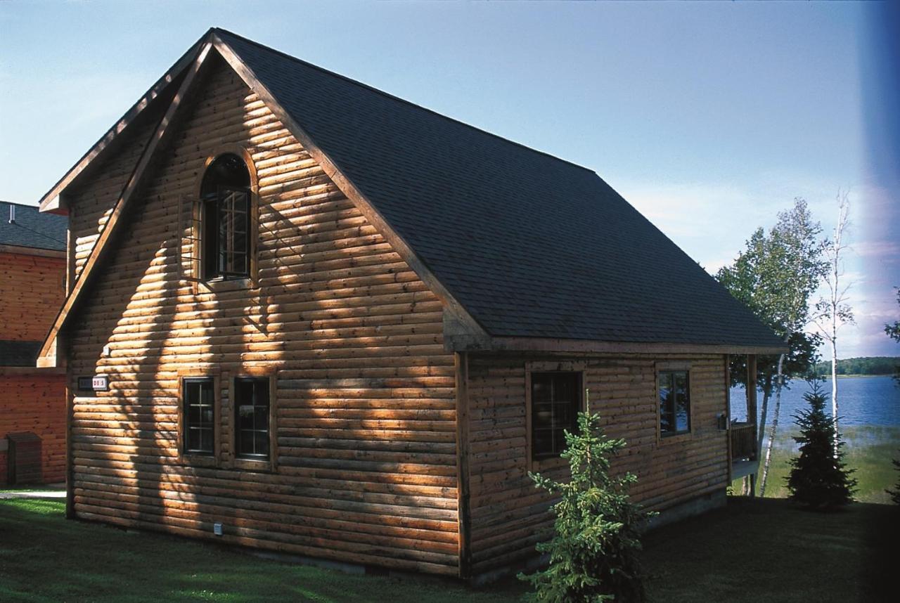 Drummond Island Resort & Conference Center Exterior photo