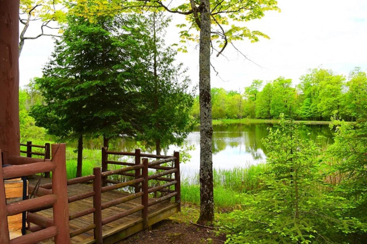 Drummond Island Resort & Conference Center Exterior photo